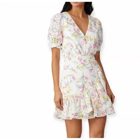NWOT YUMI KIM Mini Dress Size 0 Be The One Floral Eyelet Cotton Mulberry Ivory